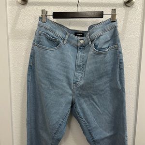 Express Crop Flare Jean